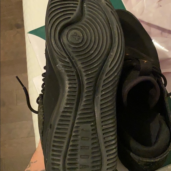 Men’s Jordan size 11 - Picture 4 of 4